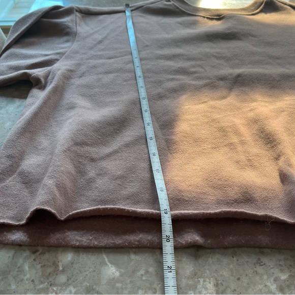 J.O&CO tan color crop top raw hem size medium - Picture 5 of 9